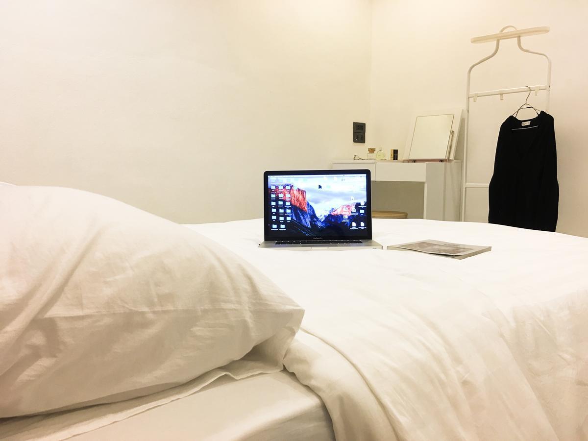 Boon Street Hostel Bangkok Luaran gambar