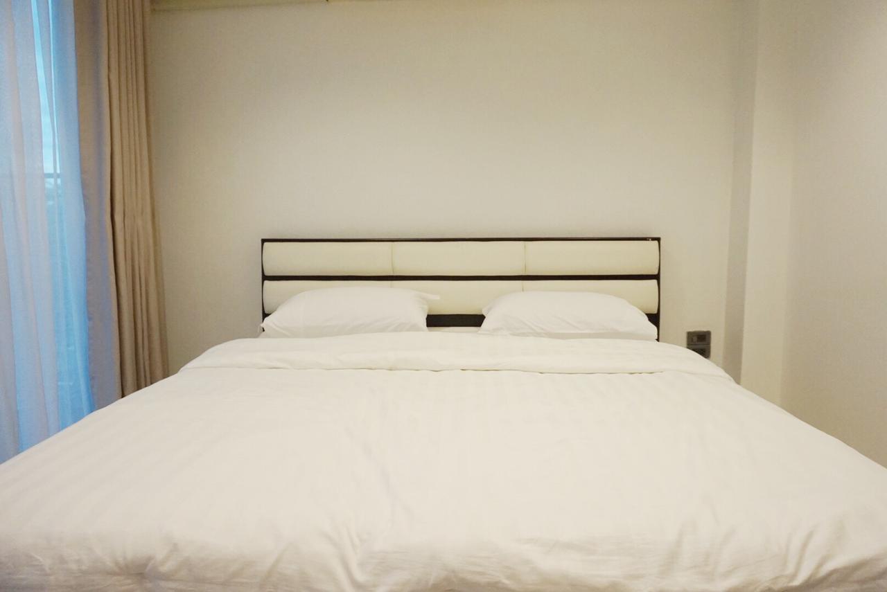 Boon Street Hostel Bangkok Luaran gambar