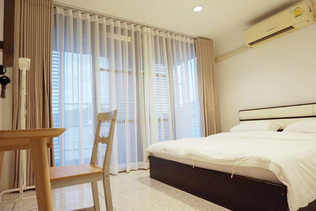 Boon Street Hostel Bangkok Luaran gambar